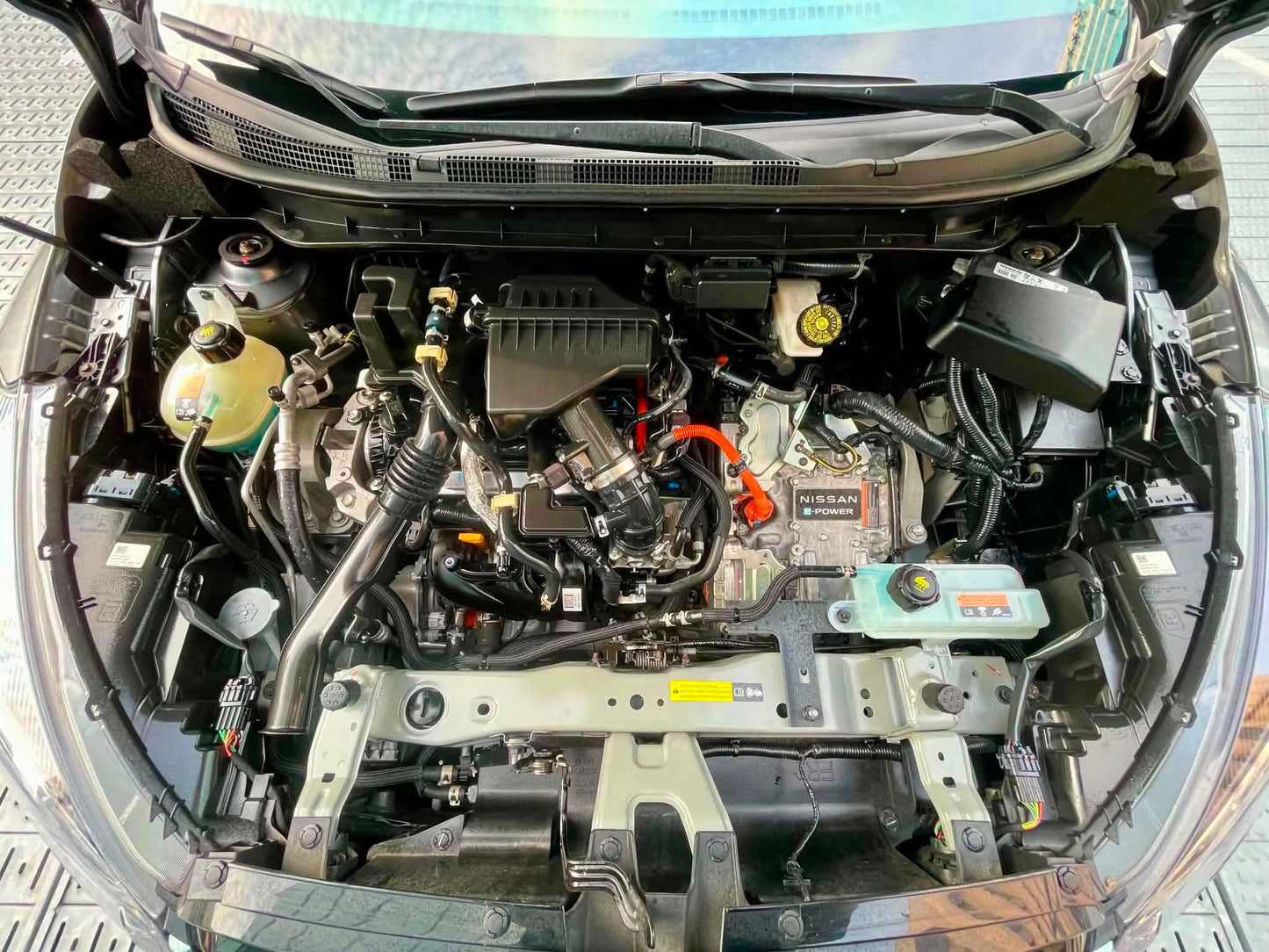 2024 Nissan Kicks VE E-Power Hybrid 1.2, Automatic, Gas