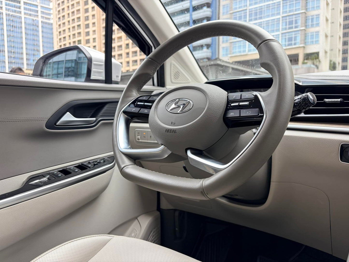 2024 Hyundai Custin 1.5T Premium, Automatic, Gas