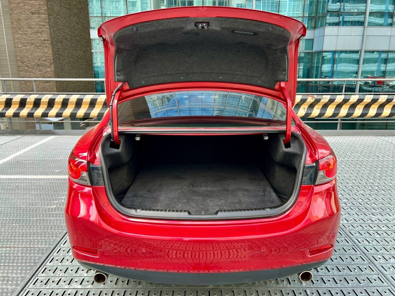 2015 Mazda 6 2.5 Sedan, Automatic, Gas