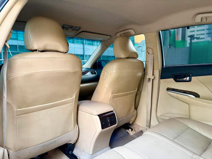 2018 Toyota Camry 2.5 V, Automatic, Gas