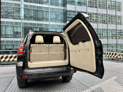 2011 Toyota Land Cruiser Prado VX 4.0 V6 4x4, Automatic, Gas