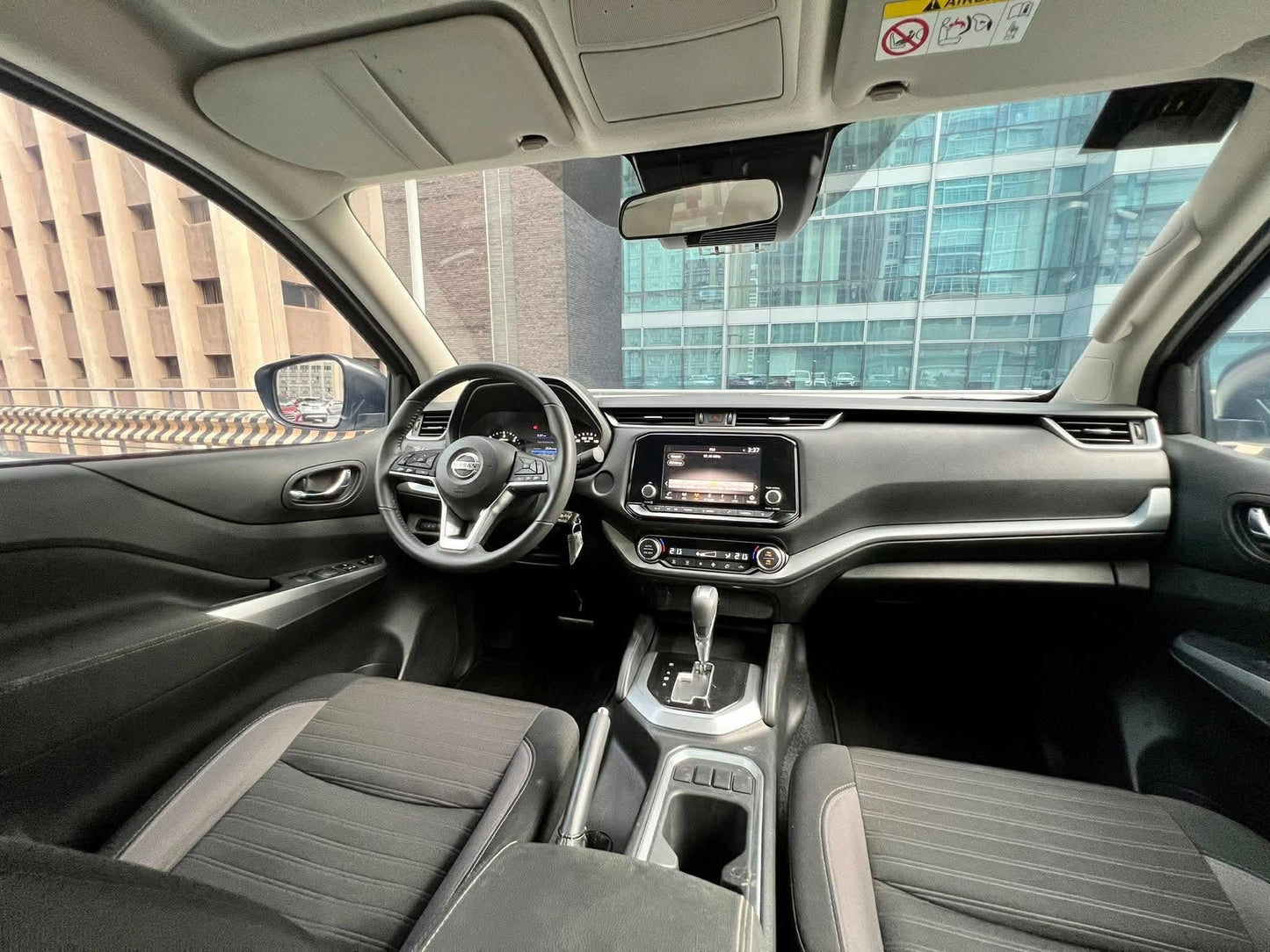 2025 Nissan Navara 2.5 VE Calibre 4xPro look, Automatic, Diesel