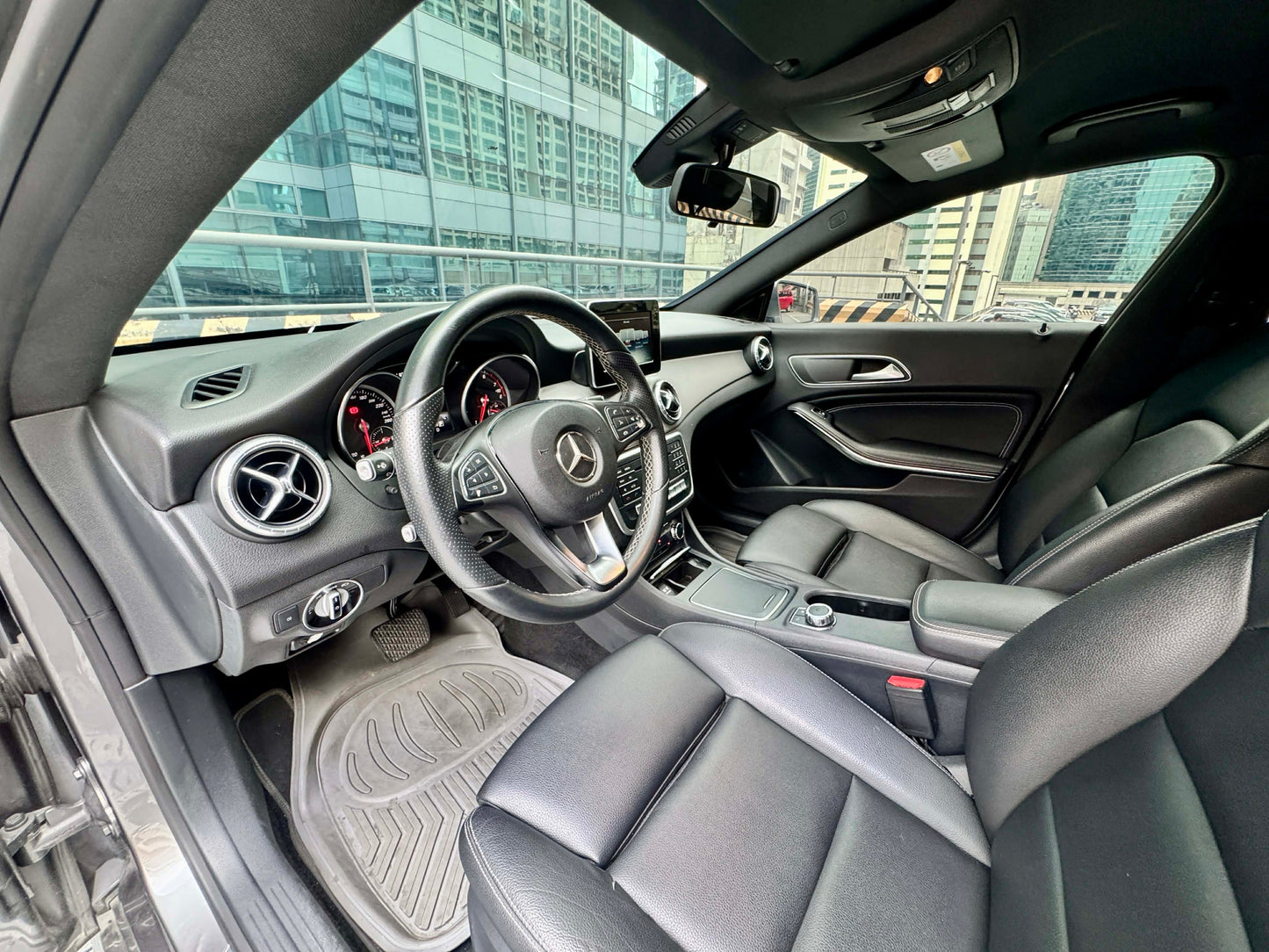 2017 Mercedes Benz CLA 180 Urban 1.5 Automatic, Gas