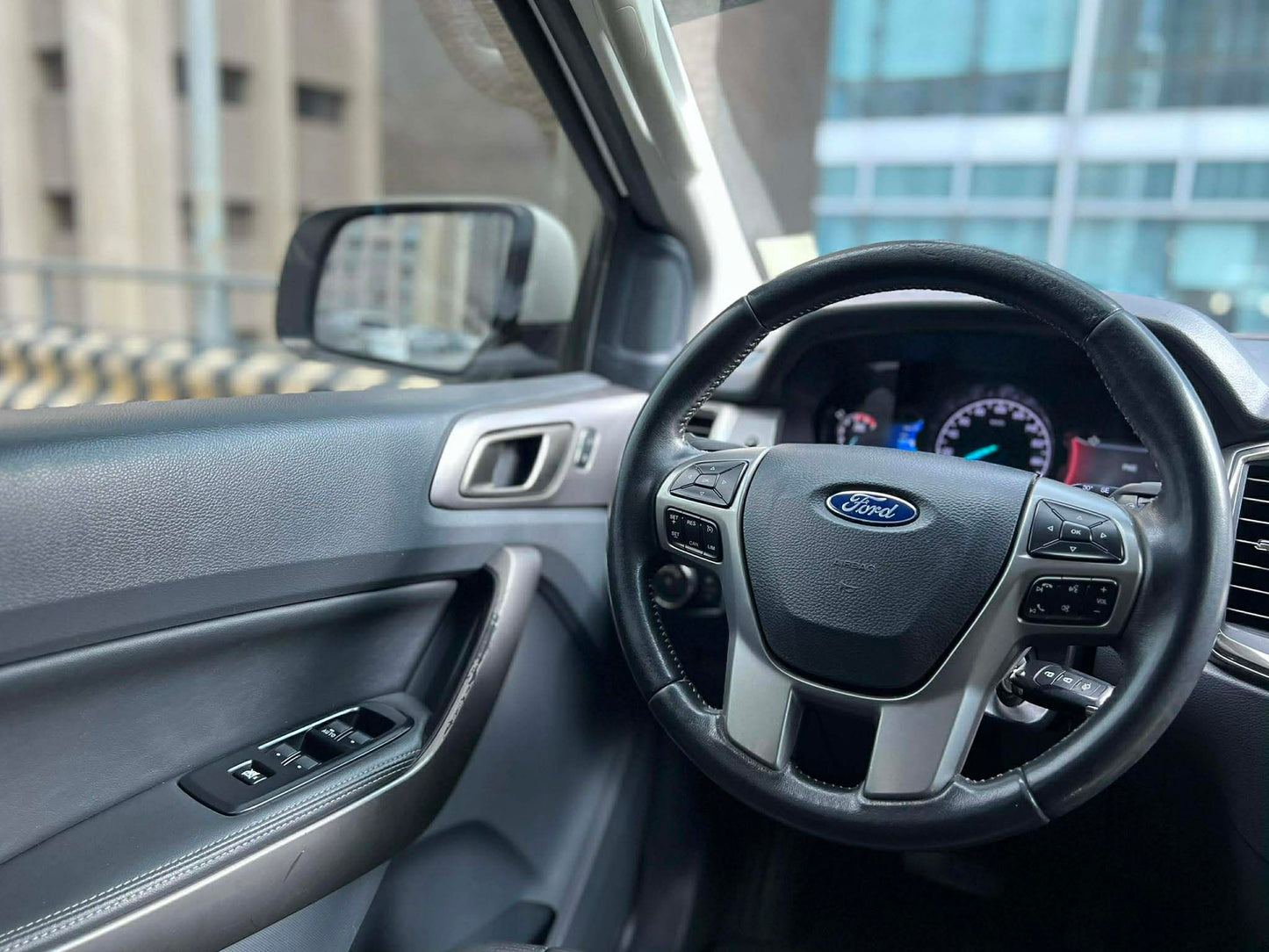 2016 Ford Everest Trend 4x2 2.2, Automatic, Diesel