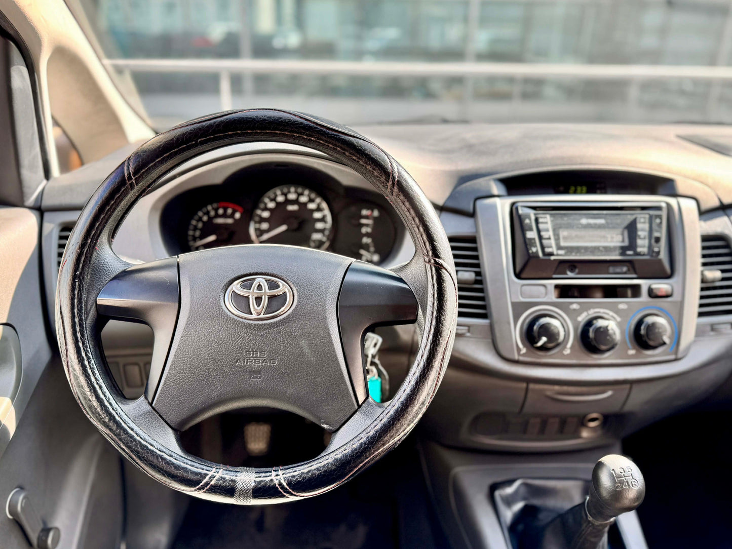 2016 Toyota Innova J 2.0, Manual, Gas