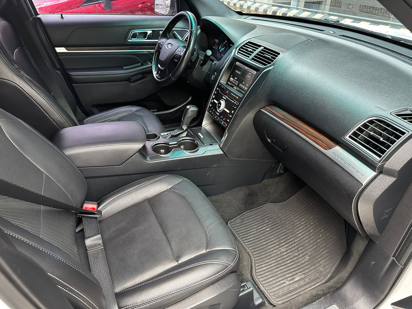 2016 Ford Explorer 2.3 Ecoboost 4x2, Automatic, Gas