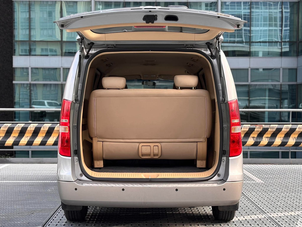 2019 Hyundai Grand Starex Gold 2.5, Automatic, Diesel