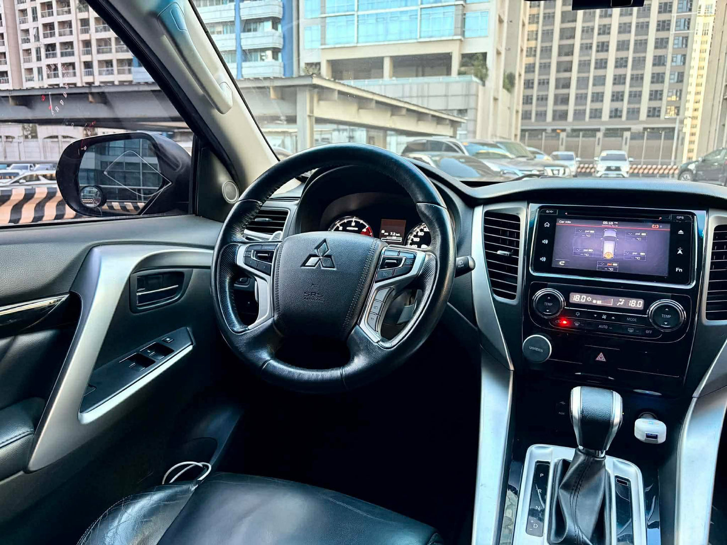 2016 Mitsubishi Montero GLS Premium 2.5, Automatic, Diesel