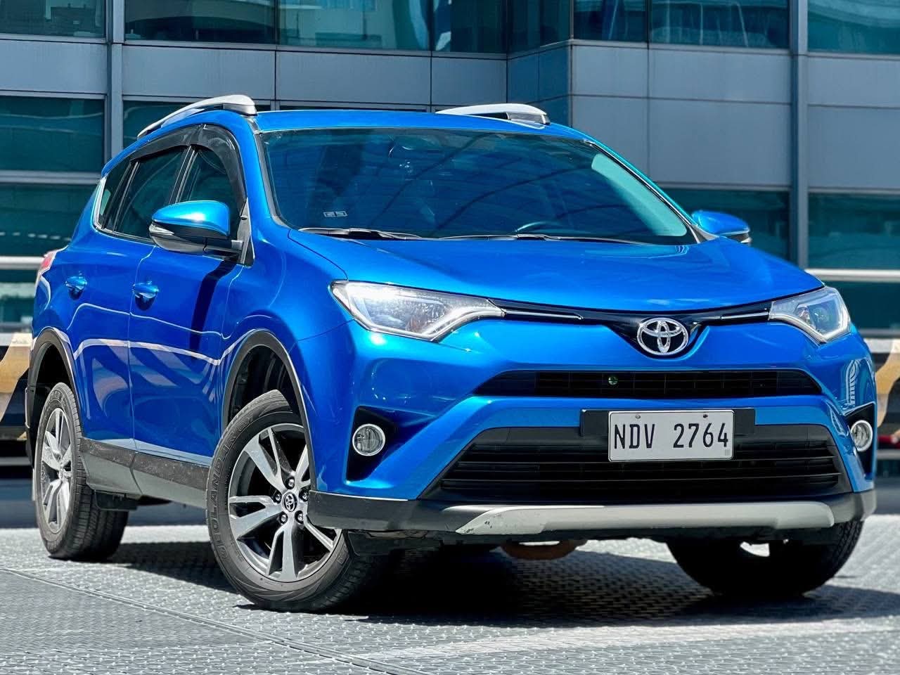 2016 Toyota Rav 4 4x2 Automatic, Gas