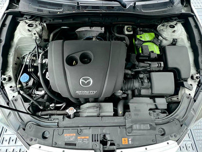 2017 Mazda 3 Speed 2.0 Hatchback, Automatic, Gas