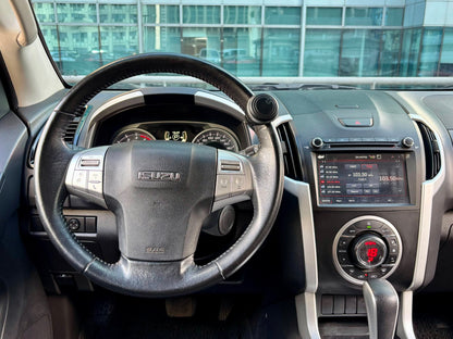 2017 Izuzu MUX LSA 4x2 3.0, Automatic, Diesel