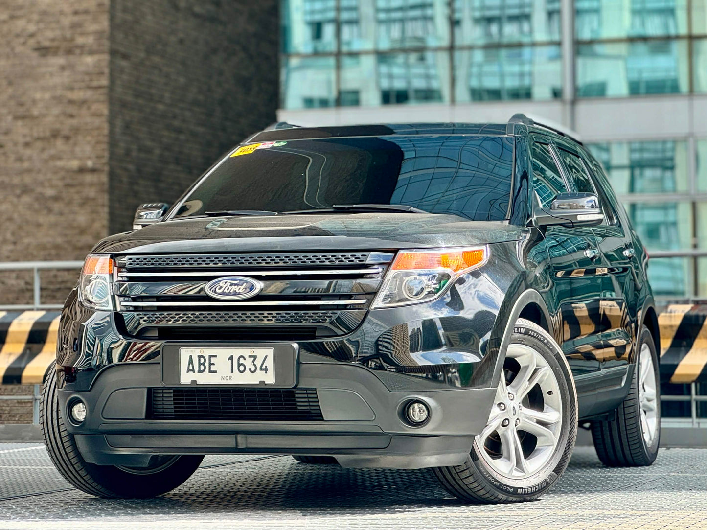 2015 Ford Explorer 4x2 Ecoboost 2.0, Automatic, Gas