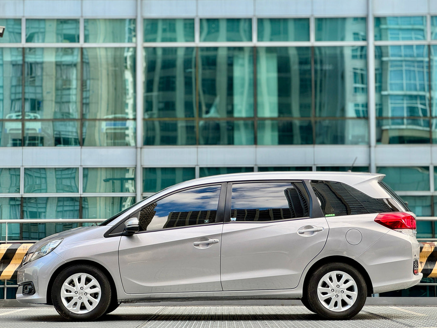 2016 Honda Mobilio 1.5 S, Automatic, Gas