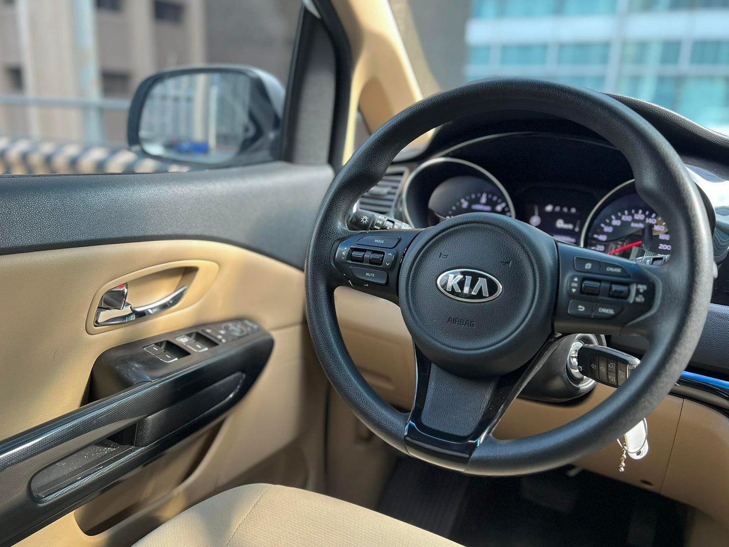 2016 Kia Carnival 2.2, Automatic, Diesel