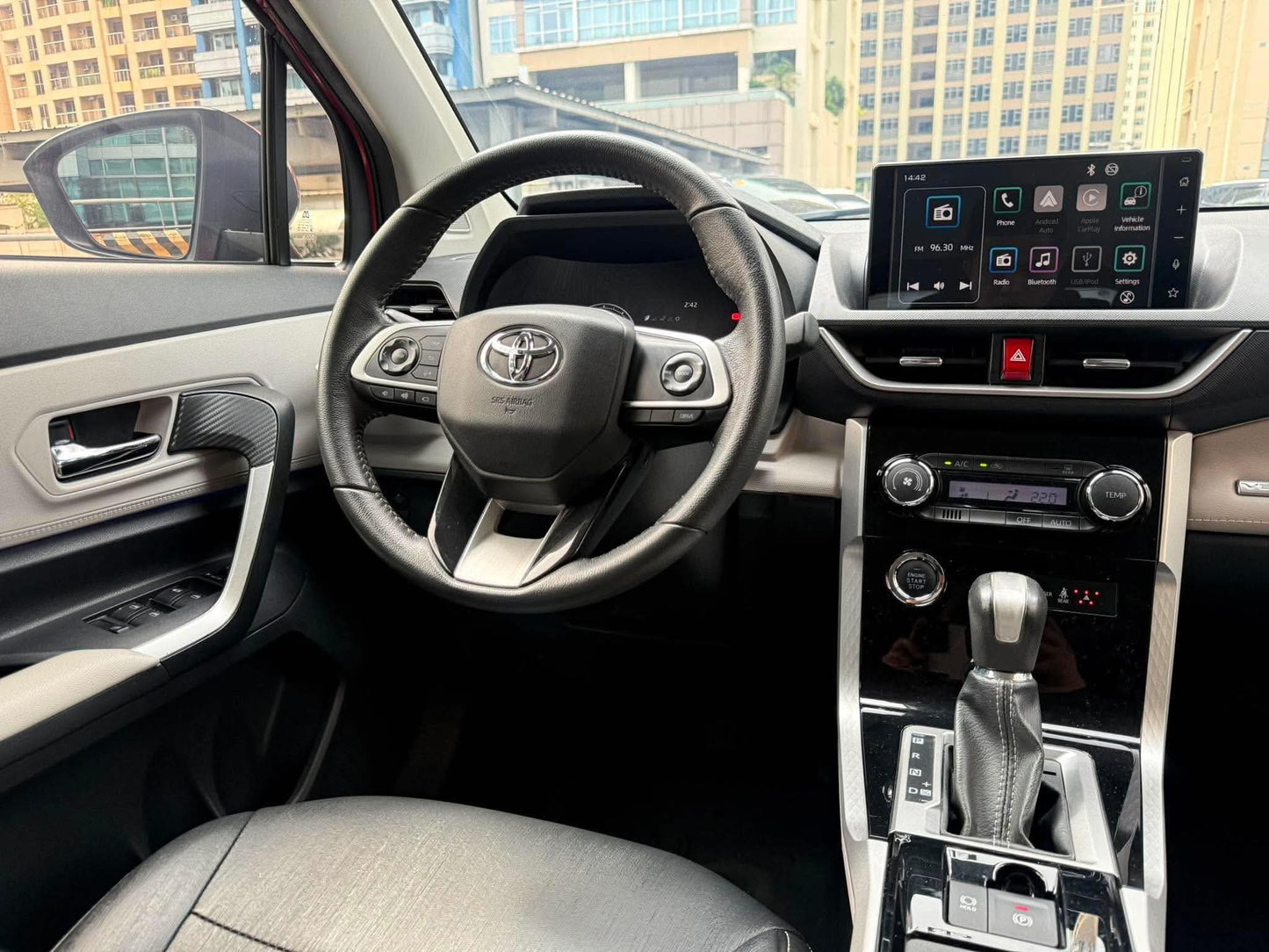 2022 Toyota Veloz 1.5 V CVT, Automatic, Gas