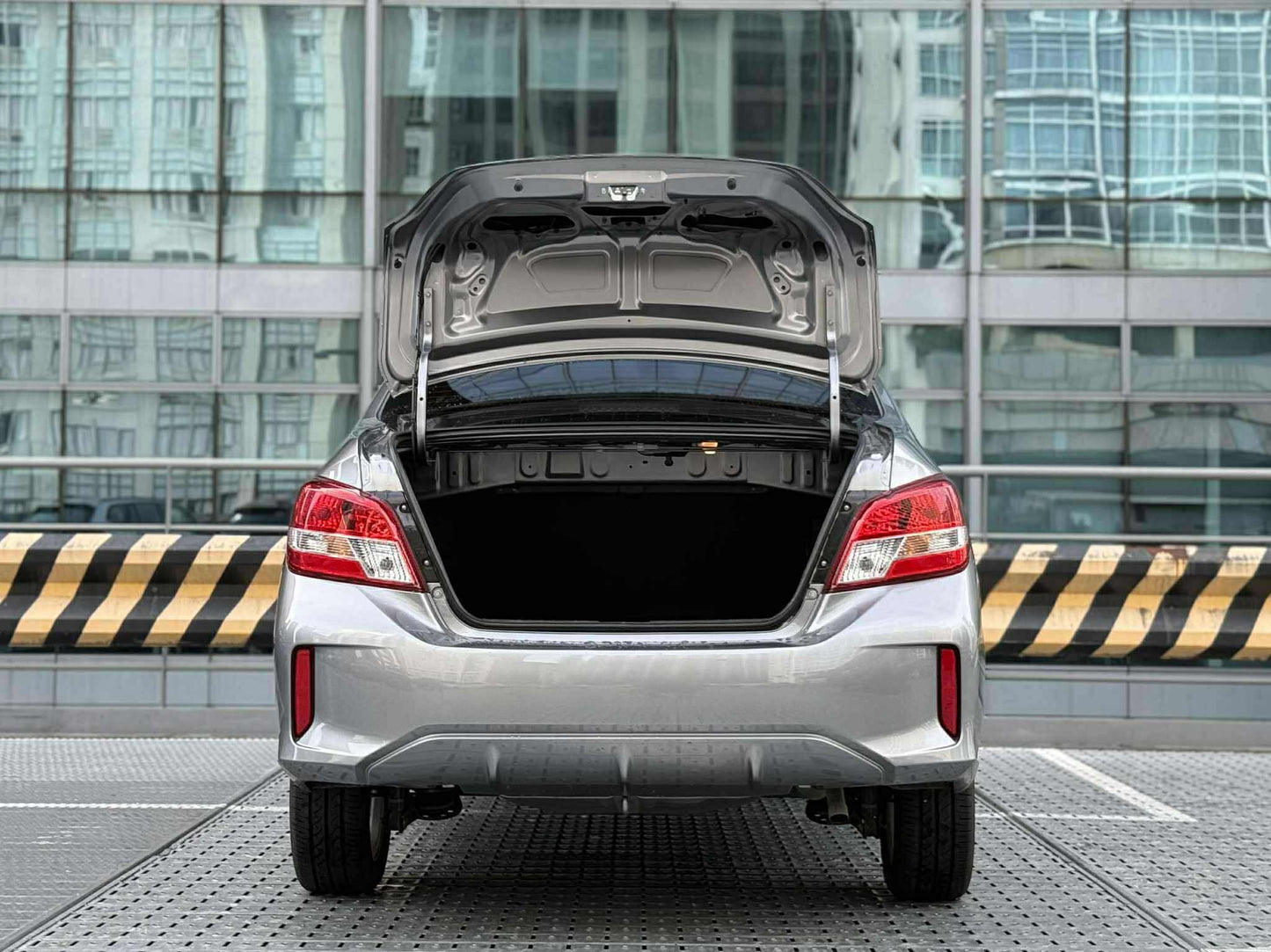 2025 Mitsubishi Mirage G4 GLX 1.2, Automatic, Gas