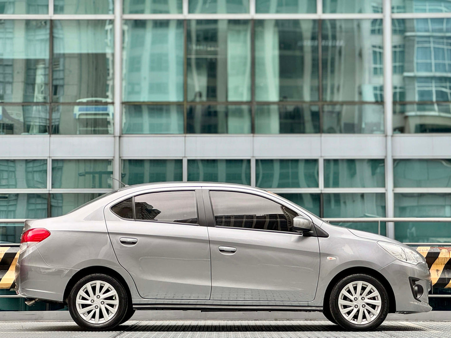 2017 Mitsubishi Mirage G4 GLX 1.2, Automatic, Gas