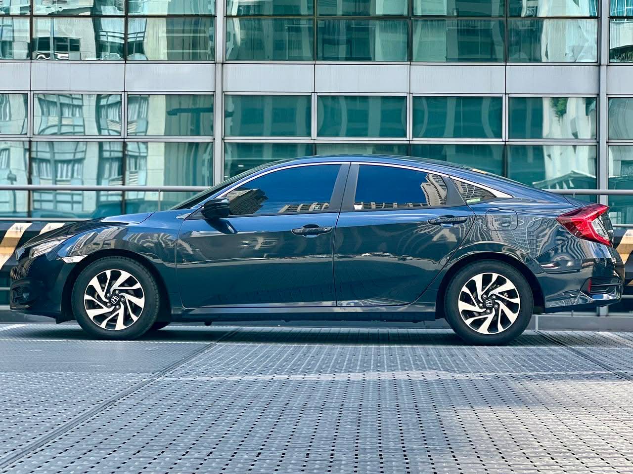 2018 Honda Civic 1.8 E, Automatic, Gas