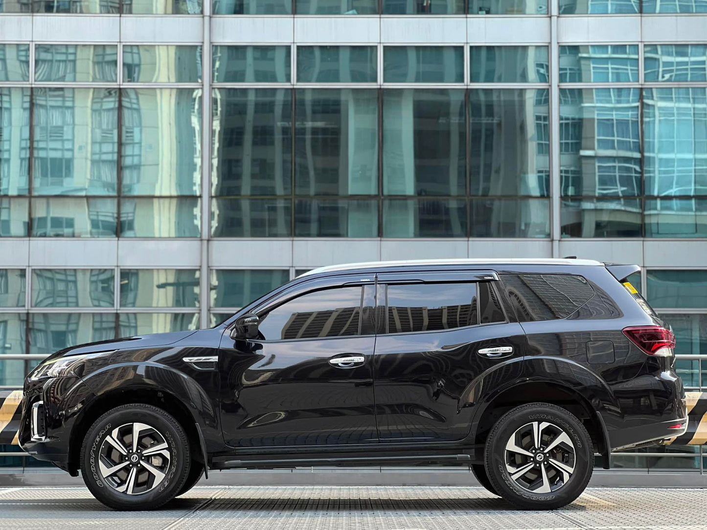 2022 Nissan Terra VL 4x2, Automatic, Diesel