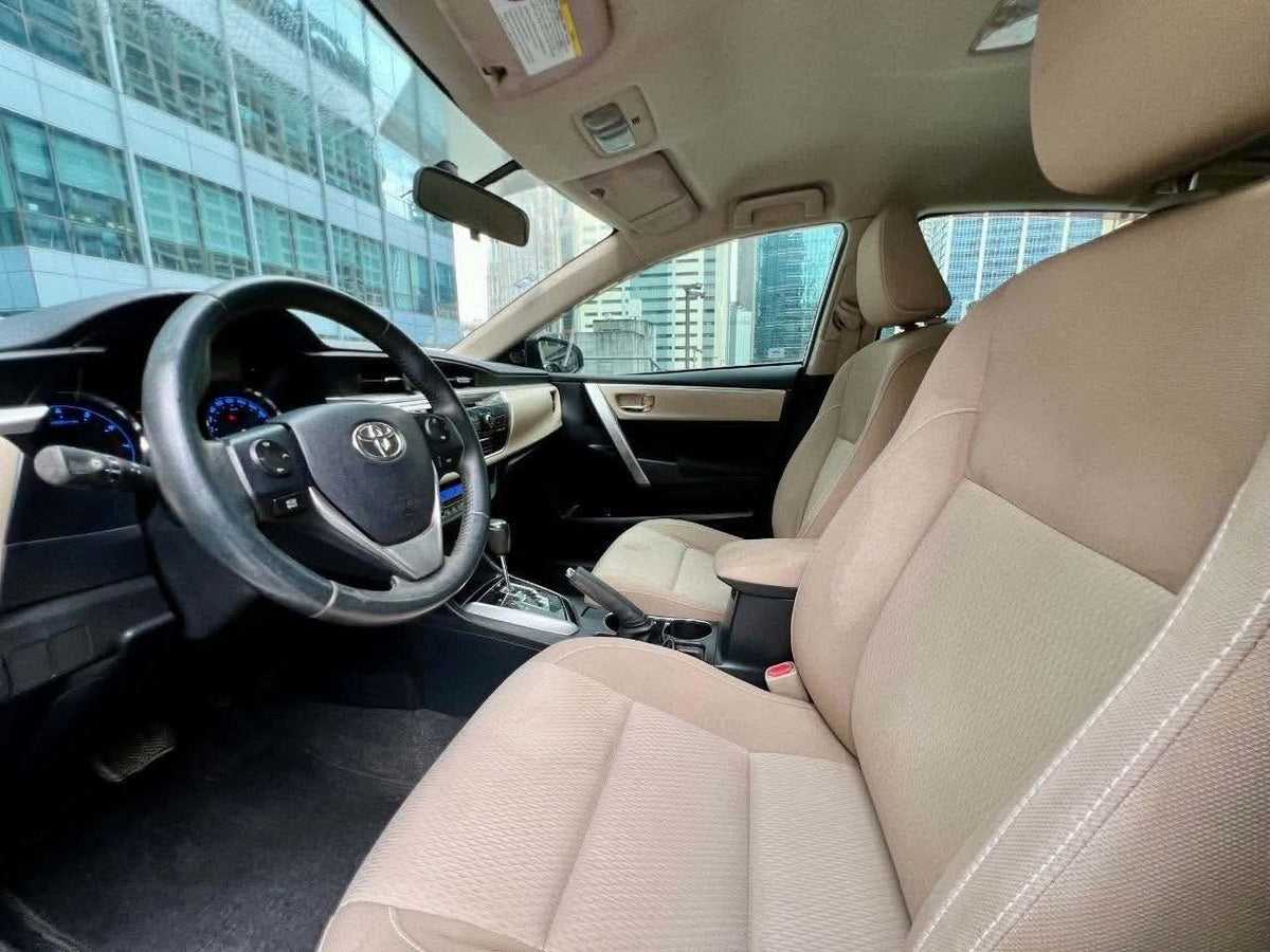 2014 Toyota Corolla Altis 1.6 V,  Automatic, Gas