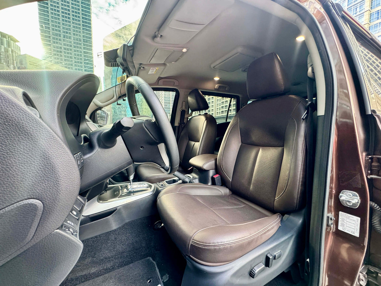 2020 Nissan Terra VL 4x2 2.5, Automatic, Diesel