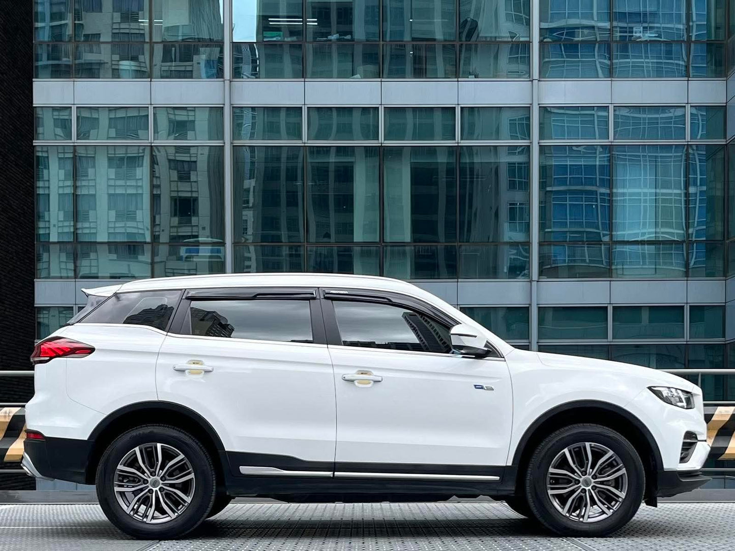 2023 Geely Azkarra Luxury Mild Hybrid 4WD 1.5, Automatic, Gas
