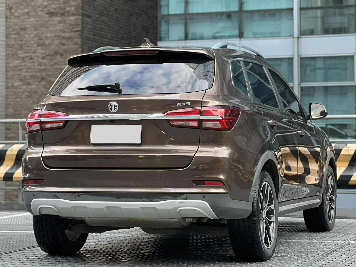 2019 MG RX5  Alpha 1.5, Automatic, Gas