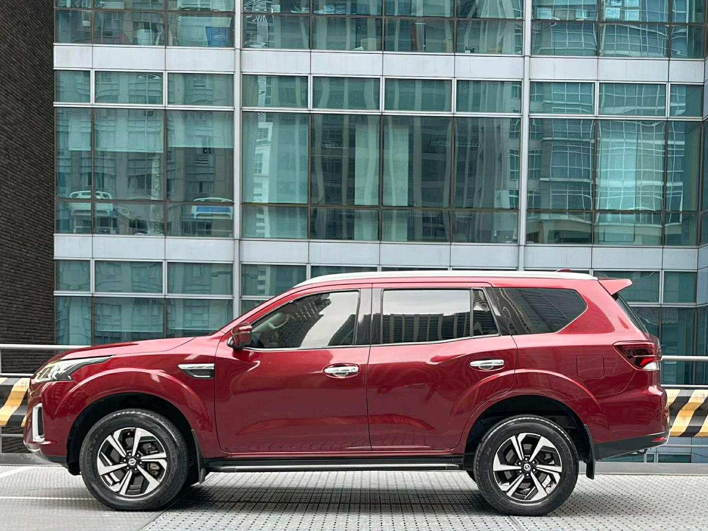 2022 Nissan Terra 2.5L VL 4x4, Automatic, Diesel