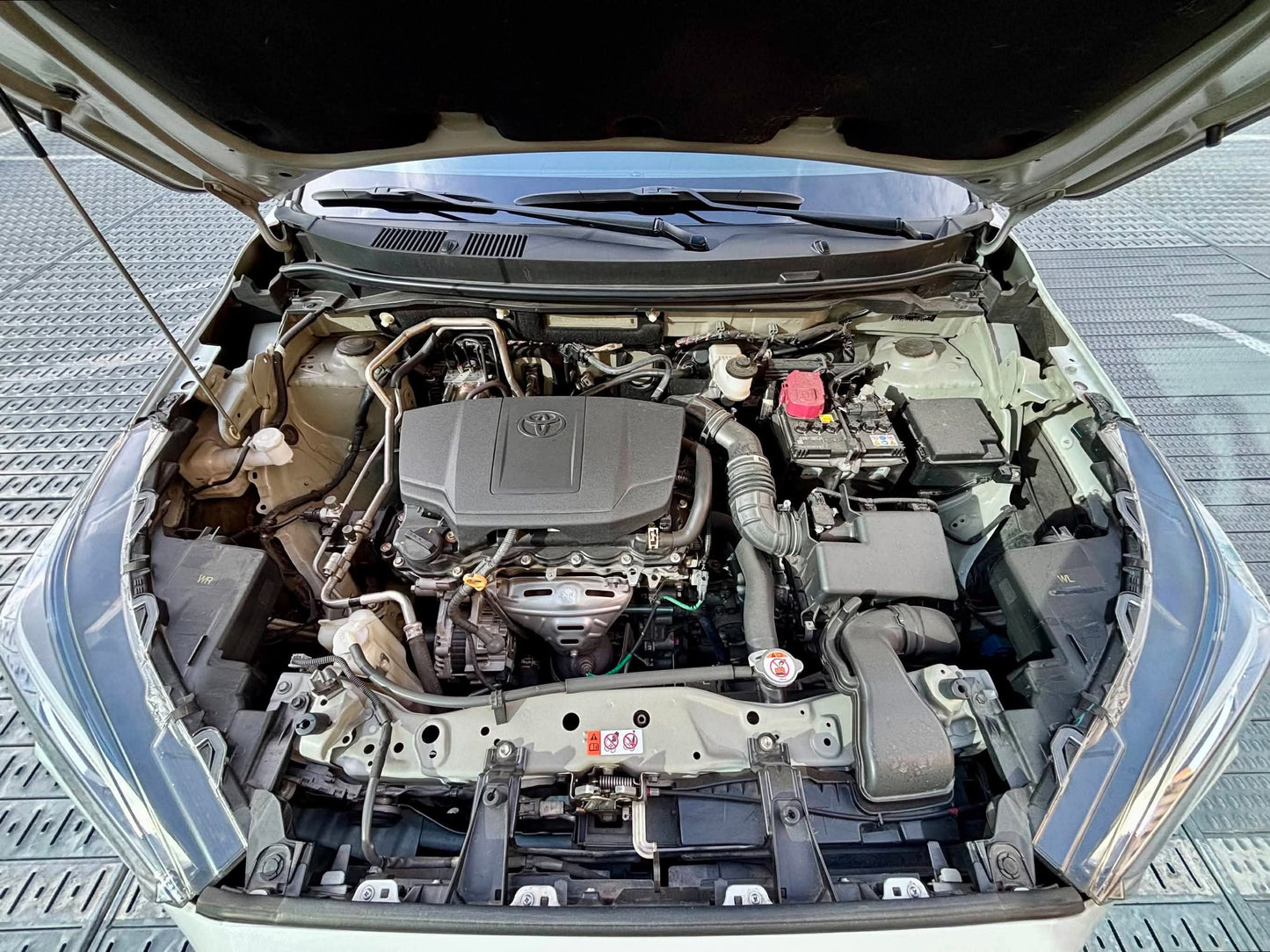 2024 Toyota Yaris Cross V 1.5, Automatic, Gas