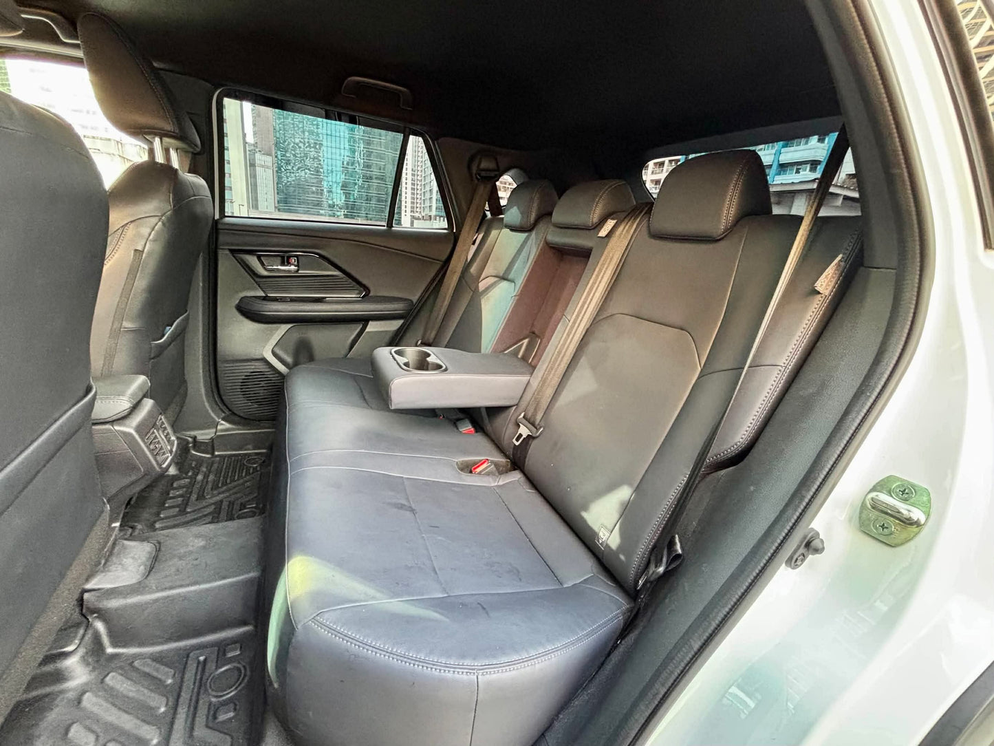 2024 Toyota Yaris Cross V 1.5, Automatic, Gas