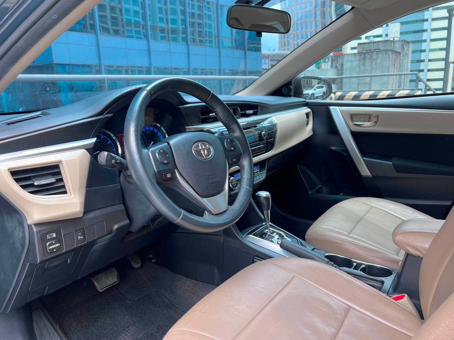 2014 Toyota Altis 1.6 V, Automatic, Gas