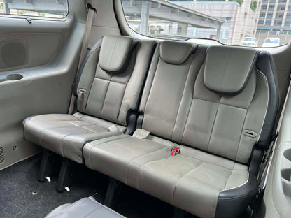 2015 Kia Grand Carnival EX 2.2 CRDI, Automatic, Diesel