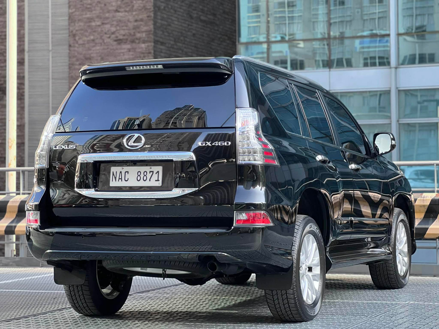 2017 Lexus GX460 4.6 V8, Automatic, Gas