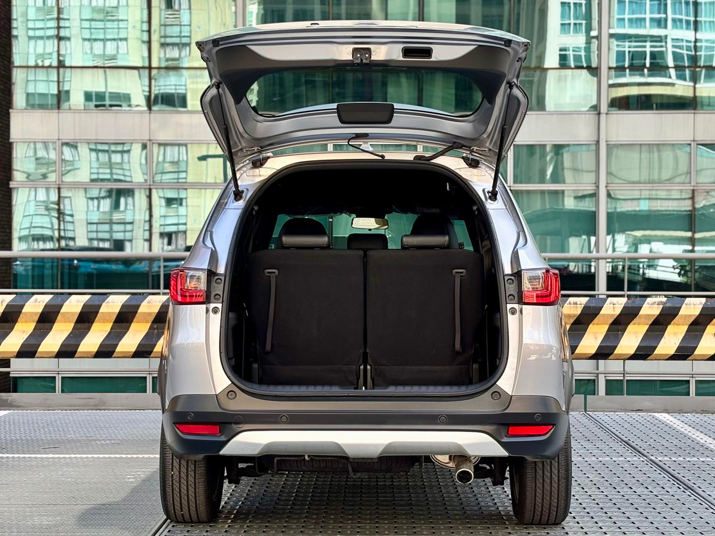 2023 Honda BRV 1.5 VX
Honda Sensing, Automatic, Gas