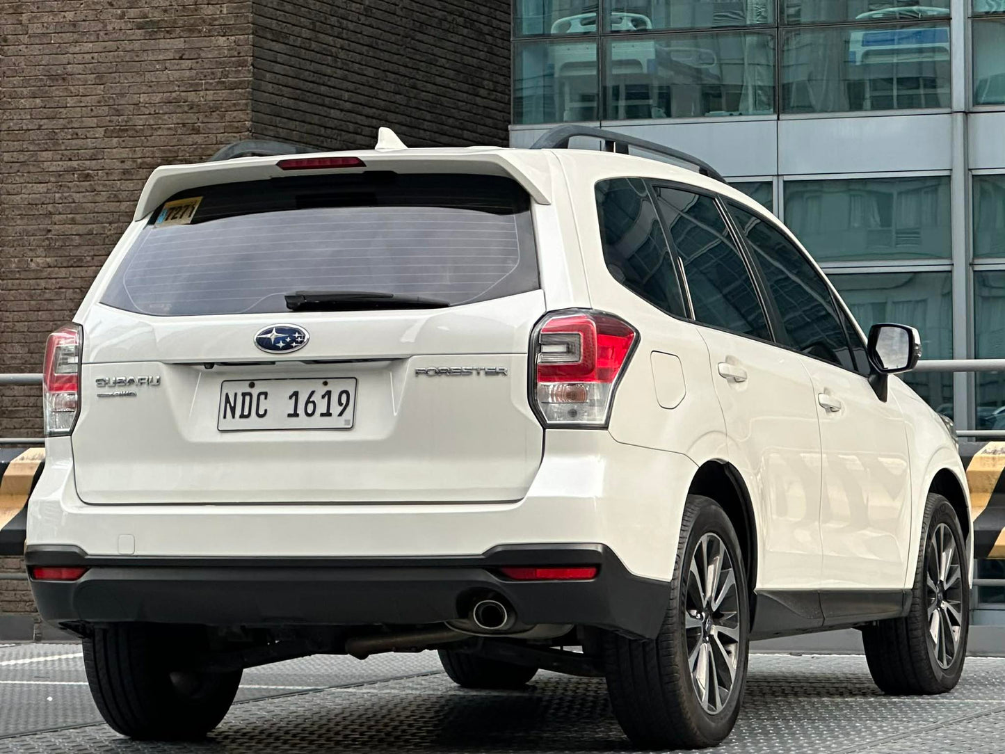 2017 Subaru Forester 2.0i-P AWD, Automatic, Gas