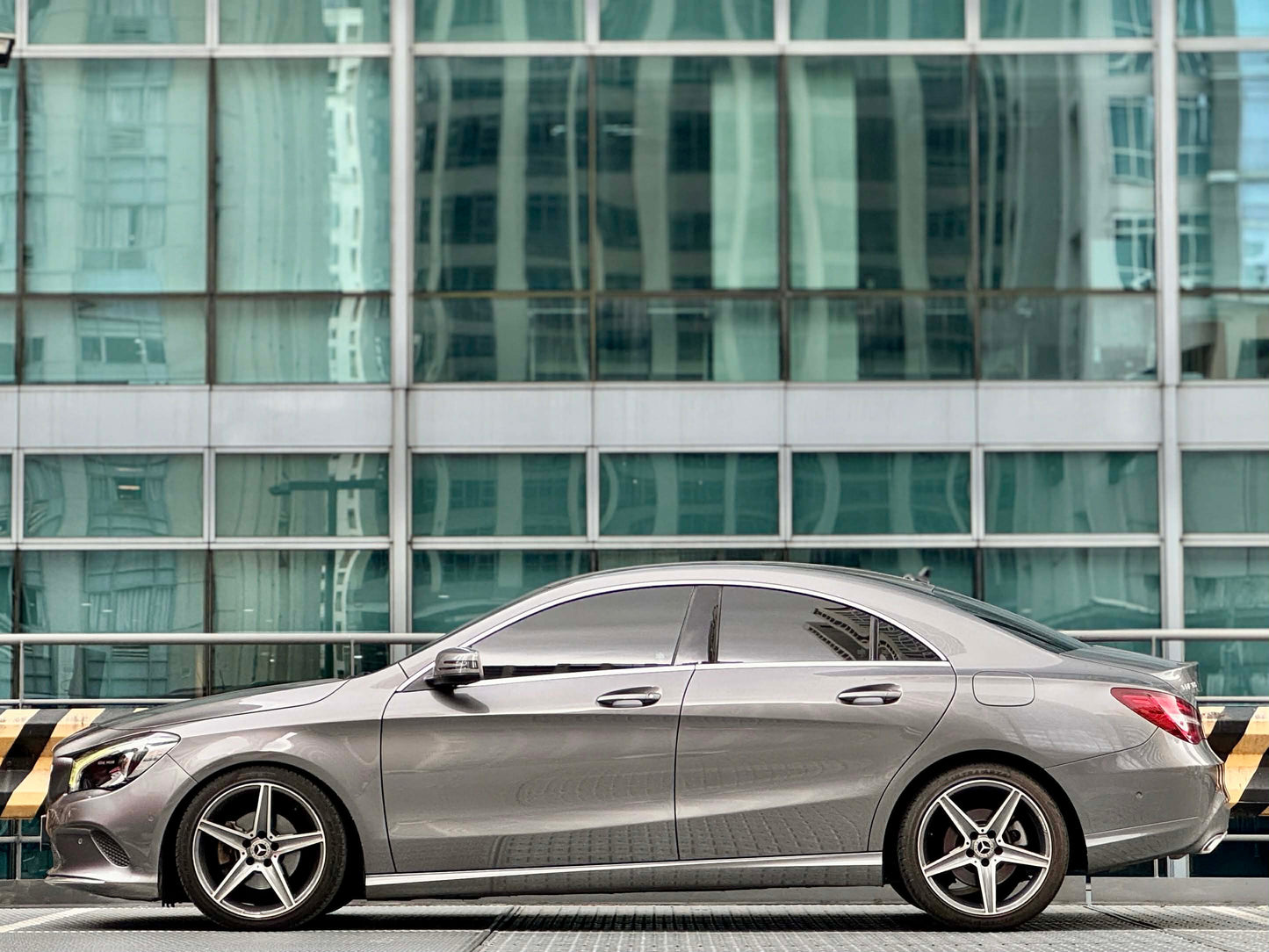 2017 Mercedes Benz CLA 180 Urban 1.5 Automatic, Gas