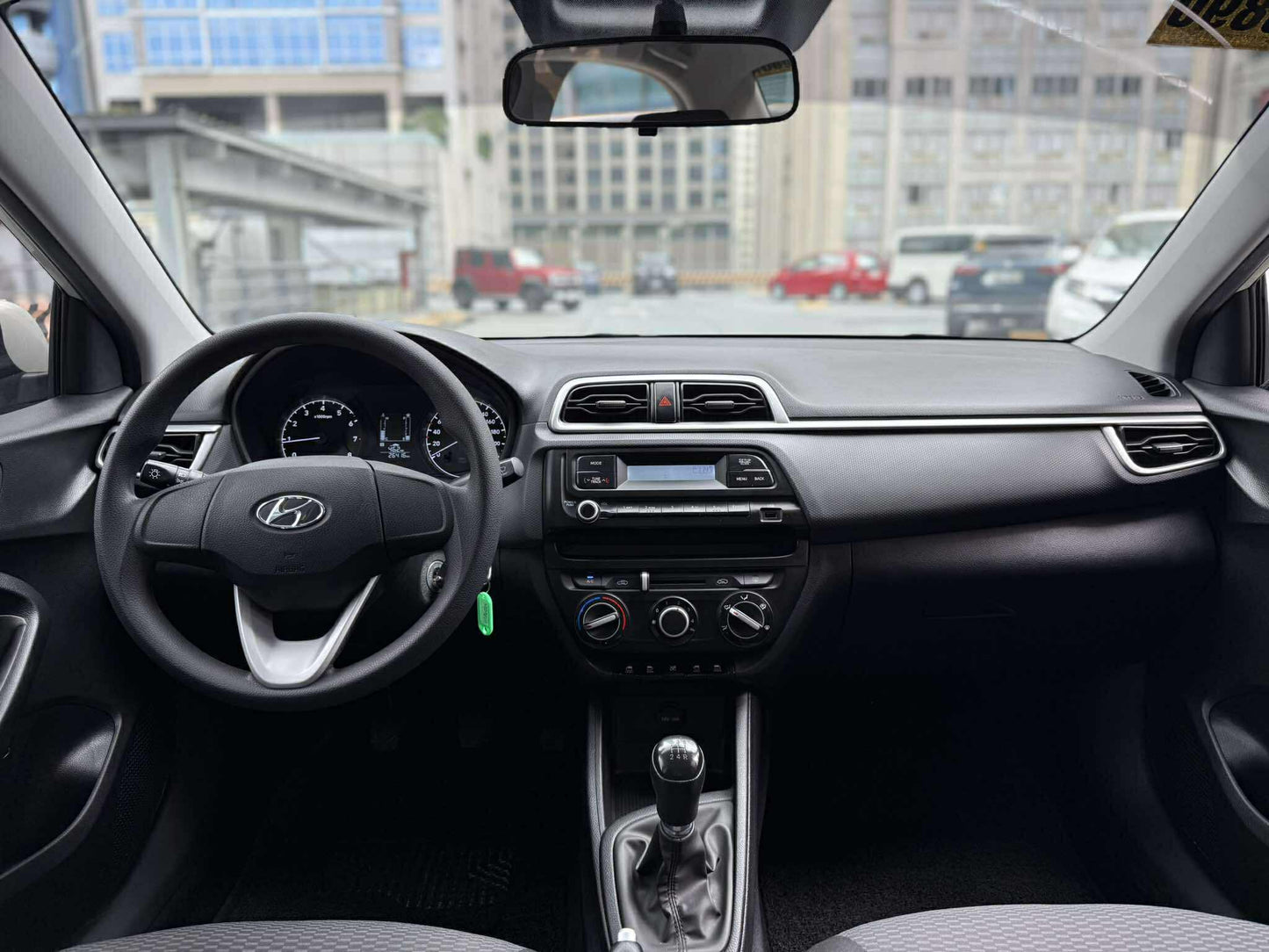 2019 Hyundai Reina GL 1.4, Manual, Gas