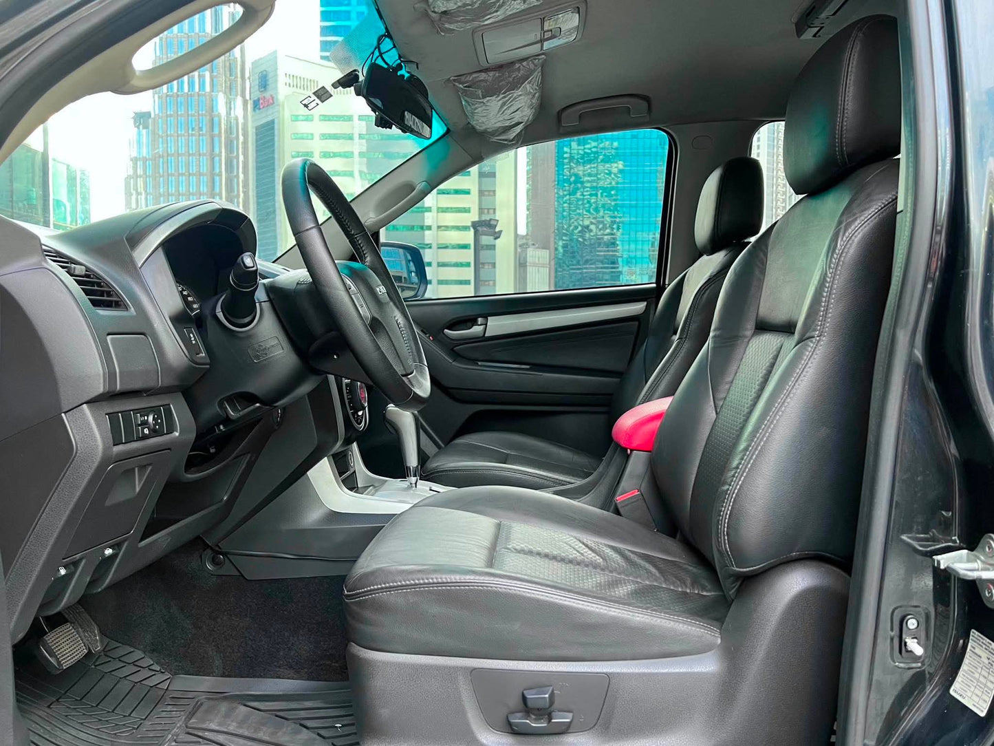 2015 Isuzu MUX 2.5 LSA 4x4, Automatic, Diesel