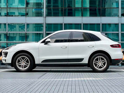 2015 Porsche Macan 2.0 Turbocharged AWD, Automatic, Gas