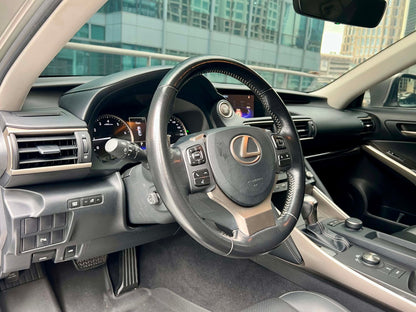 2018 Lexus IS350 V6, Automatic, Gas