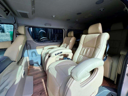 2008 Toyota Super Grandia Artista Van, Automatic, Diesel