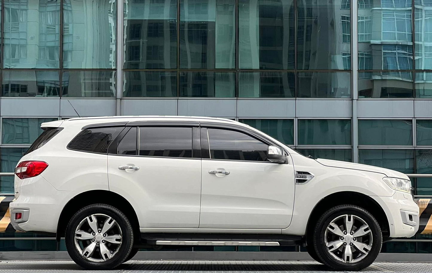 2016 Ford Everest Titanium Plus 3.2 4x4, Automatic, Diesel