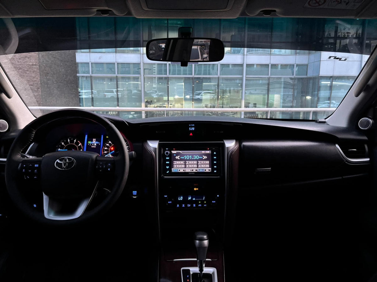 2018 Toyota Fortuner 2.4 V, Automatic, Diesel
