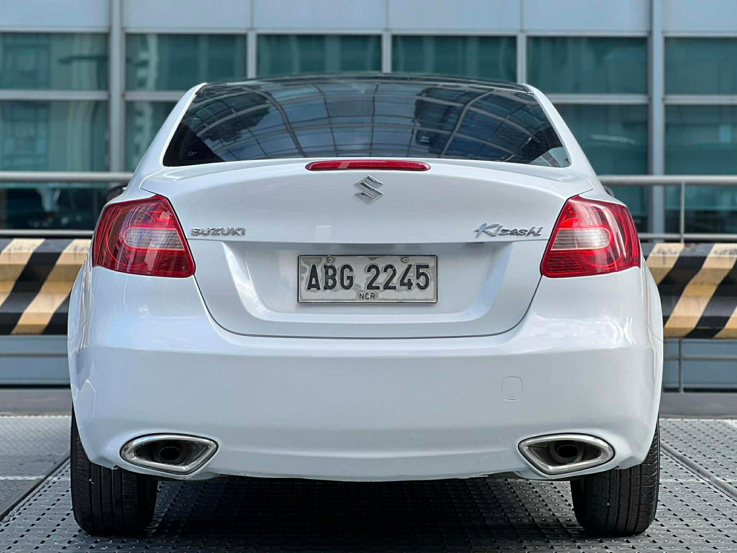 2012 Suzuki Kizashi 2.4, Automatic, Gas