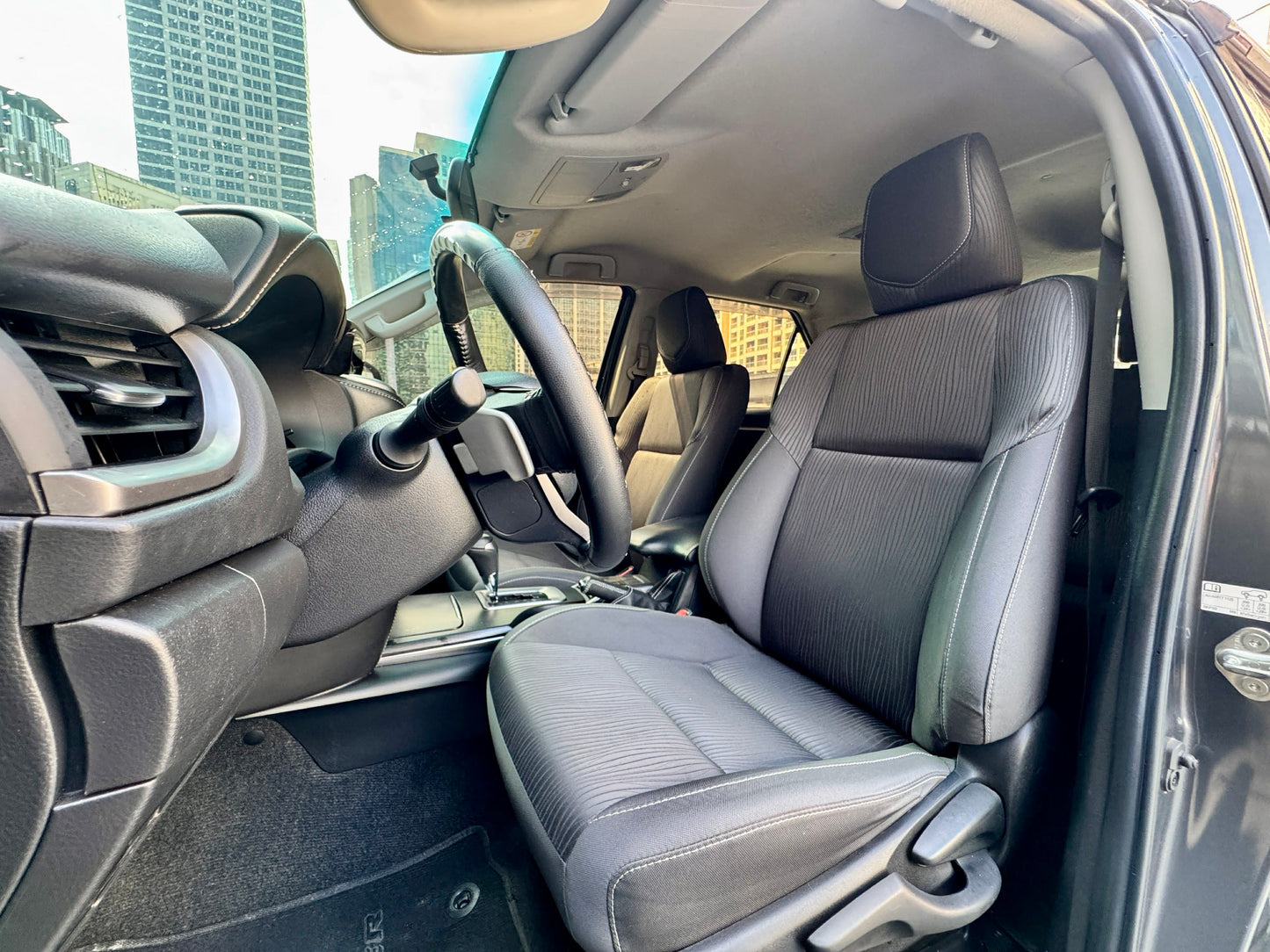 2021 Toyota Fortuner V 4x2 2.8, Automatic, Diesel