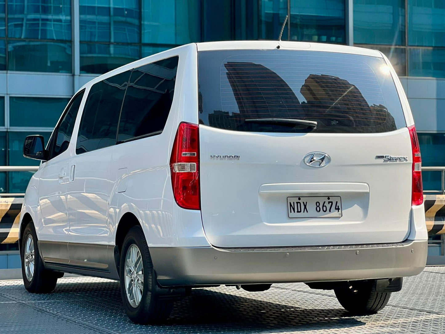 2016 Hyundai Grand Starex 2.5, Automatic, Diesel