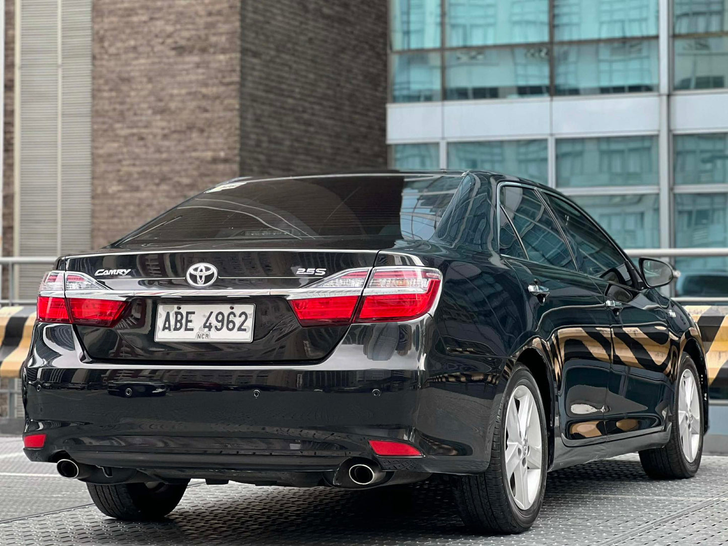 2015 Toyota Camry 2.5 S, Automatic, Gas