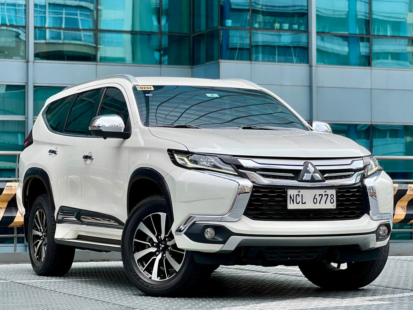 2017 Mitsubishi Montero GLS Premium 2.5, Automatic, Diesel