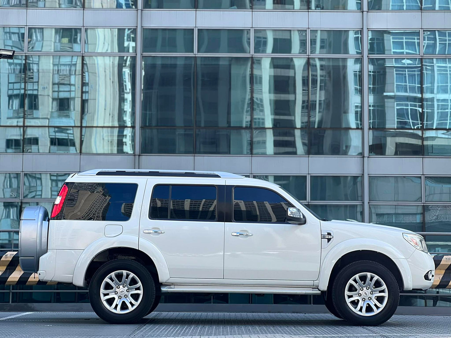 2014 Ford Everest 2.5L 4x2, Automatic, Diesel