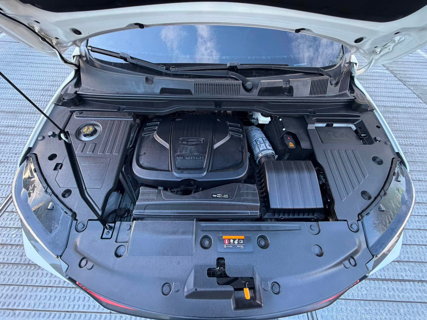 2023 Geely Coolray Sport SE 1.5,
Automatic, Gas